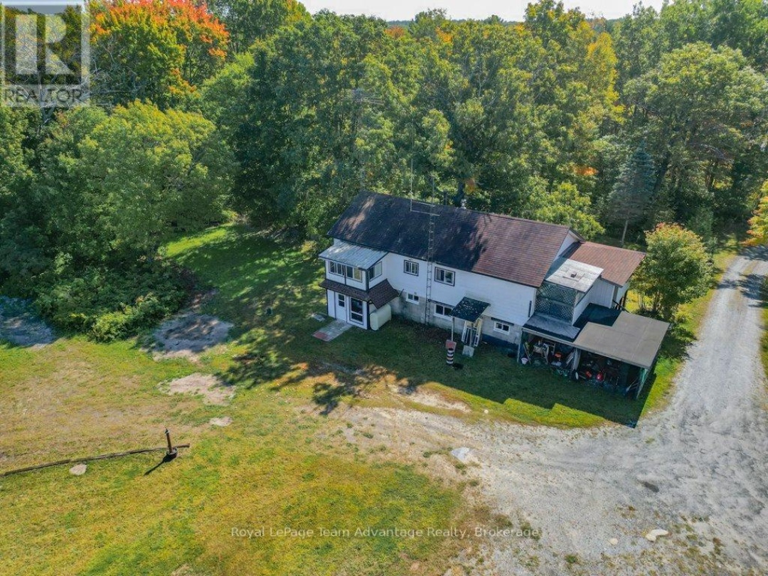 18 HORSESHOE LAKE ROAD, 