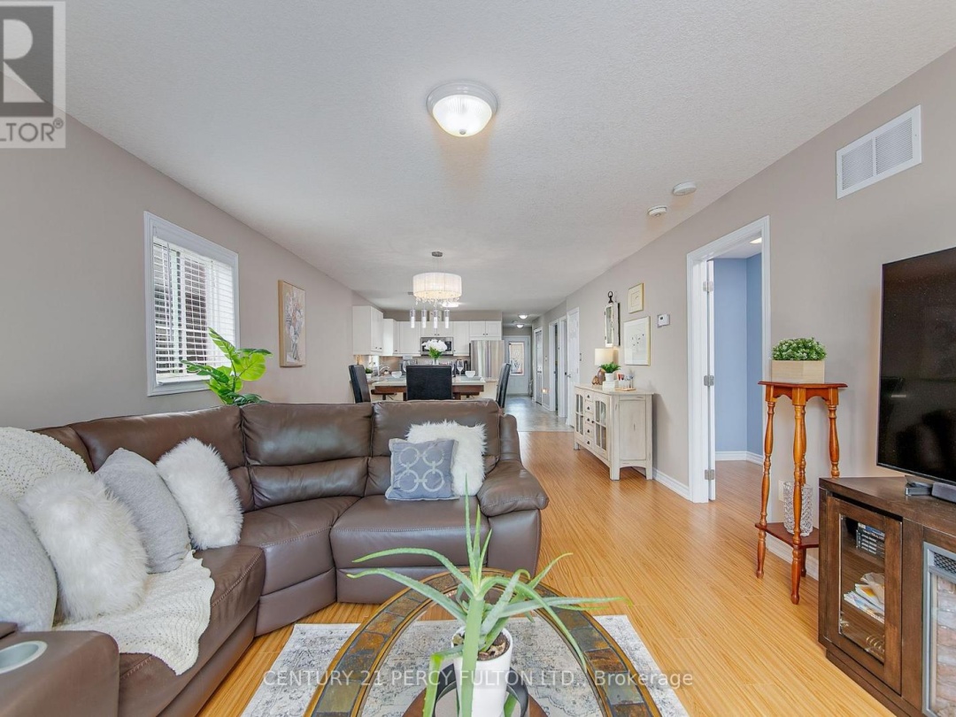 58 Lucy Lane, Orillia