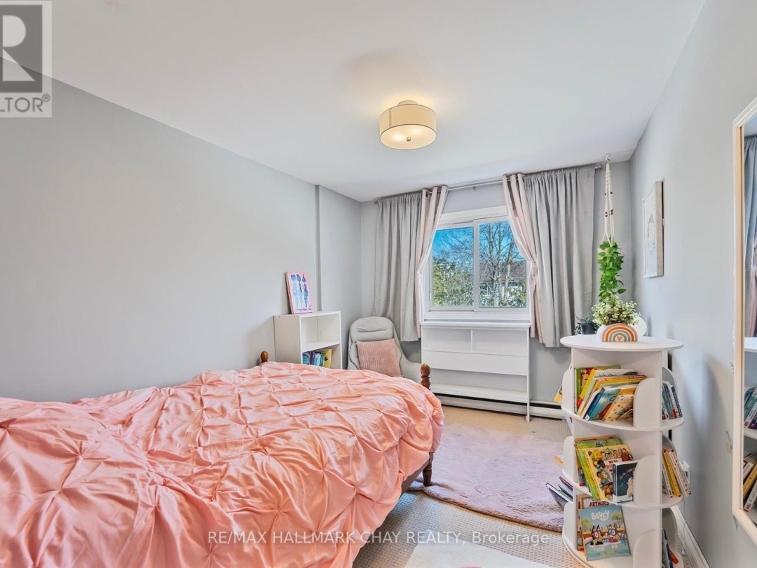 27 40 Victoria Crescent, Orillia