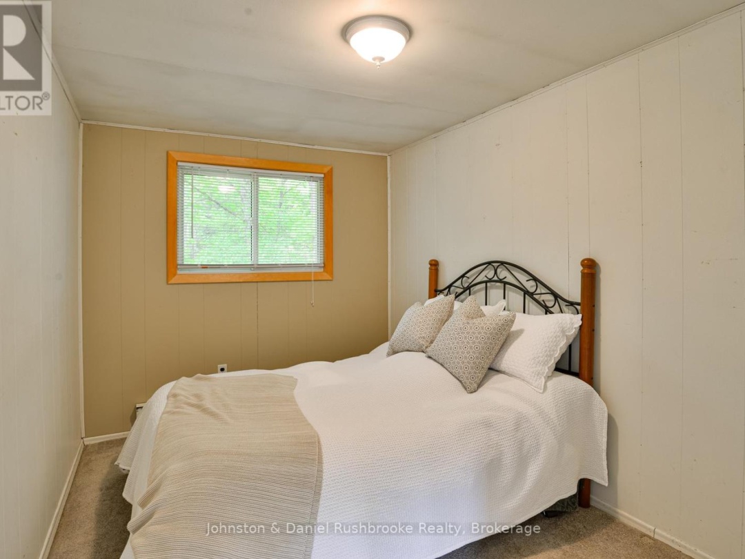 1287 SHERWOOD FOREST ROAD, Lake Muskoka