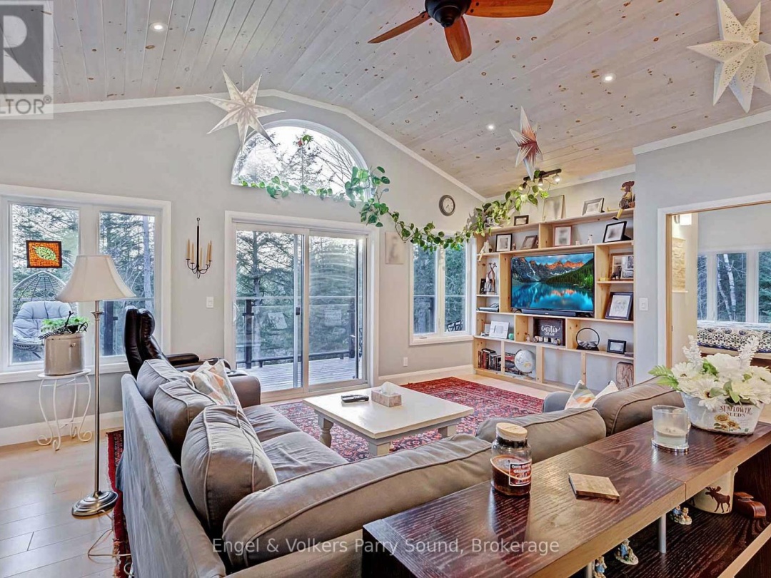 49 Cemetery Road, Seguin