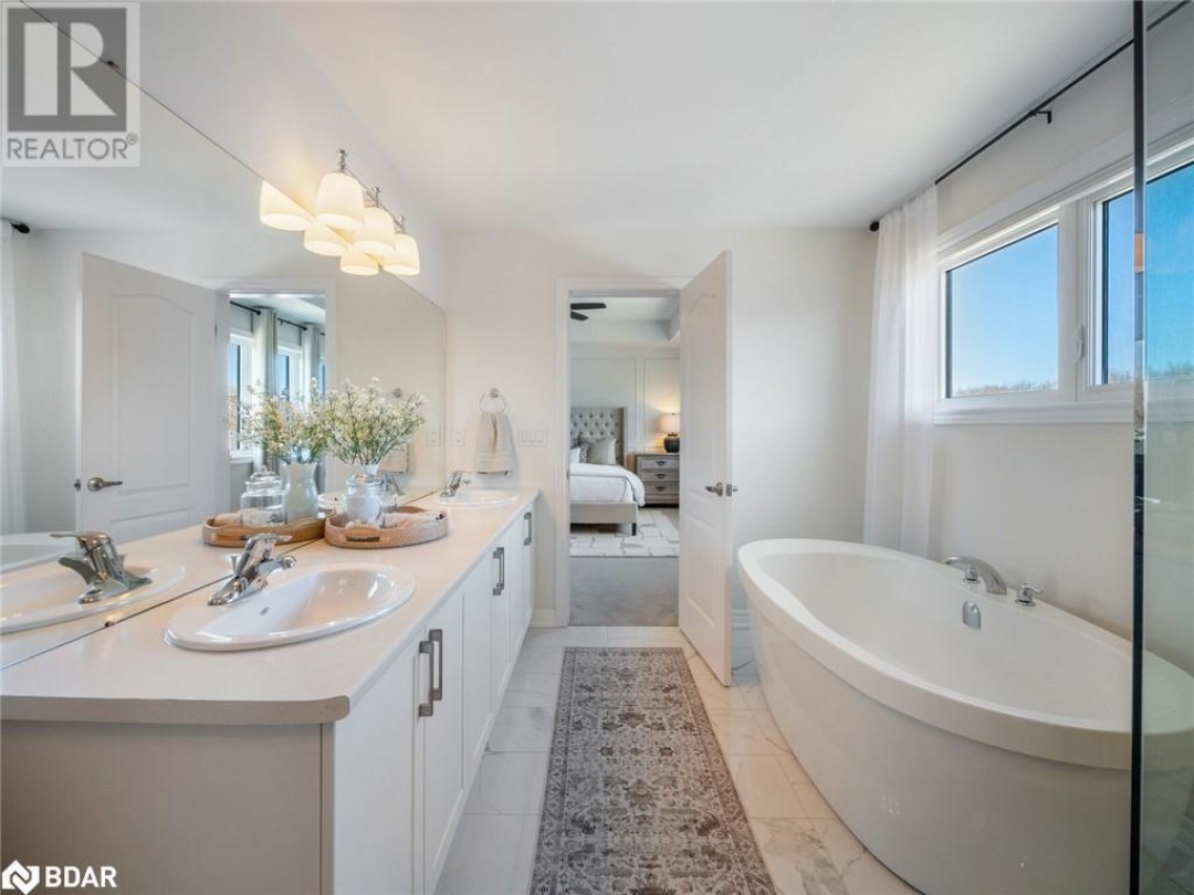 3007 Annalysse Drive Drive, Orillia