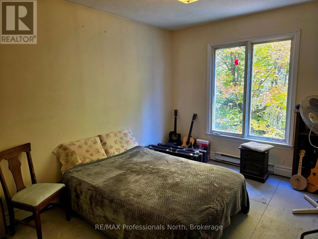 92 CONCESSION 2 & 3 ROAD W, 