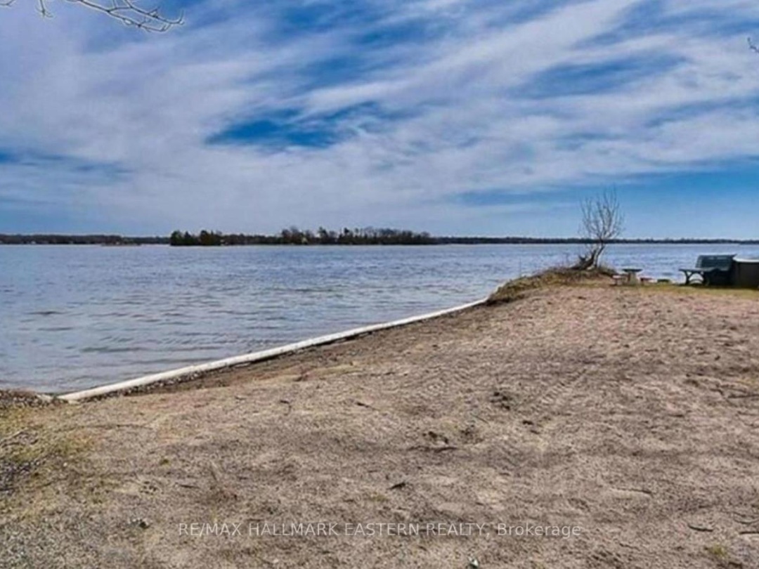248 Crosby Drive, Pigeon Lake