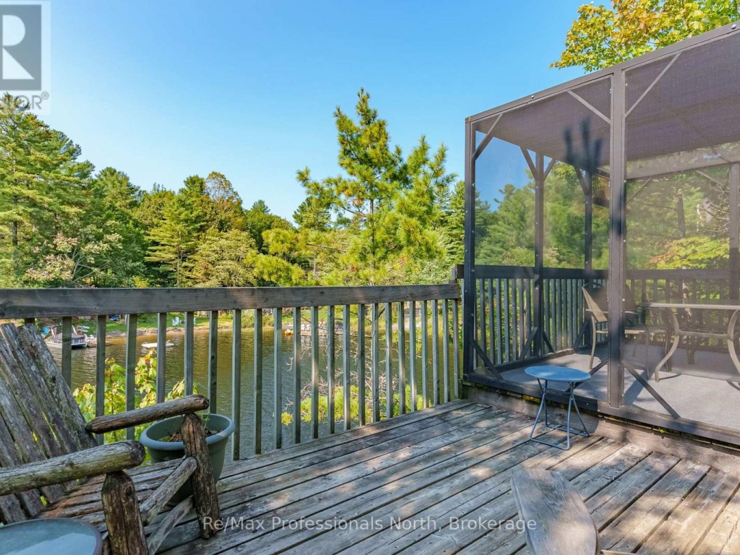 1118 Tomingas Road, Sunny Lake