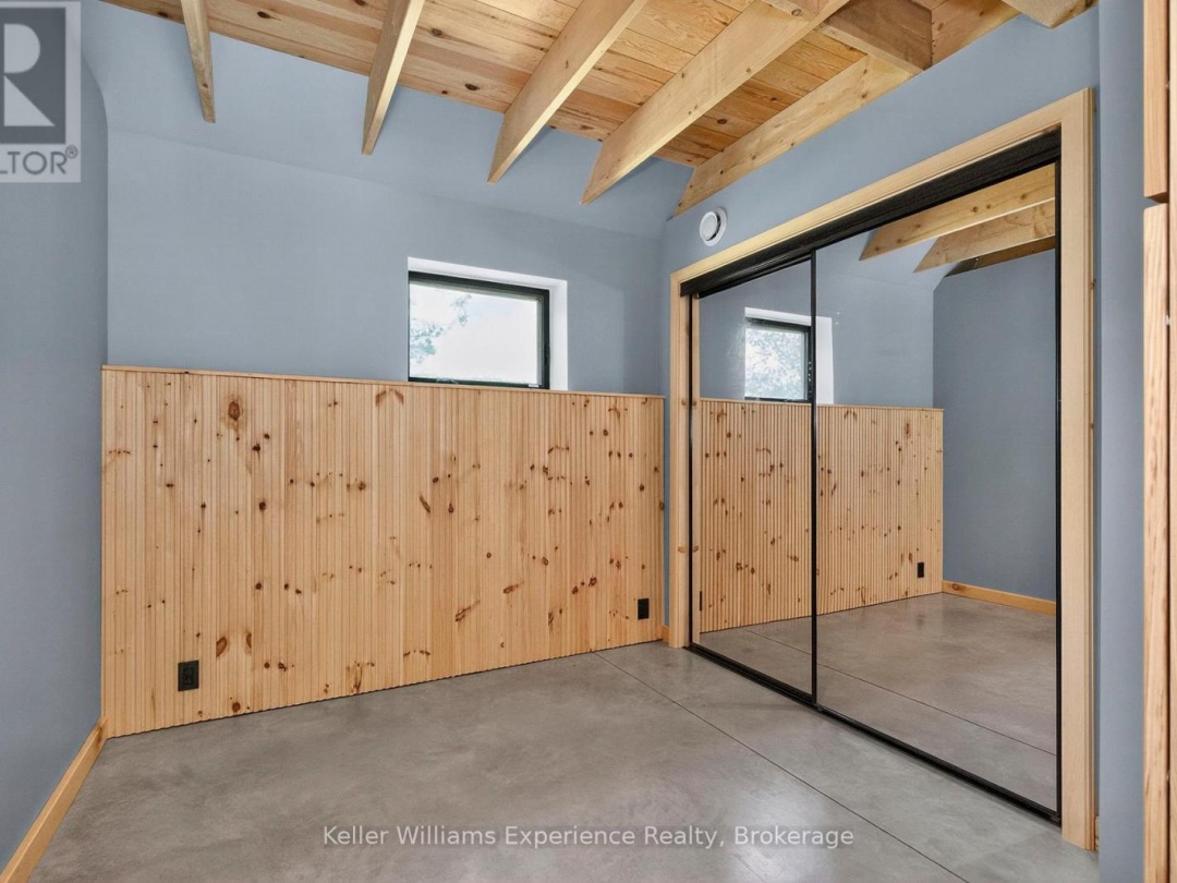 753 HONEY HARBOUR ROAD, 