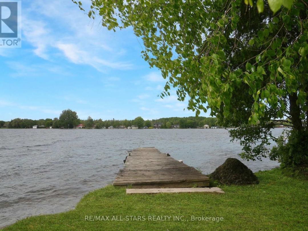 43 Sturgeon Glen Road, Sturgeon Lake