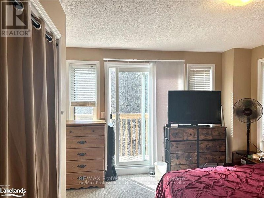 20 1591 Hidden Valley Road, Peninsula Lake