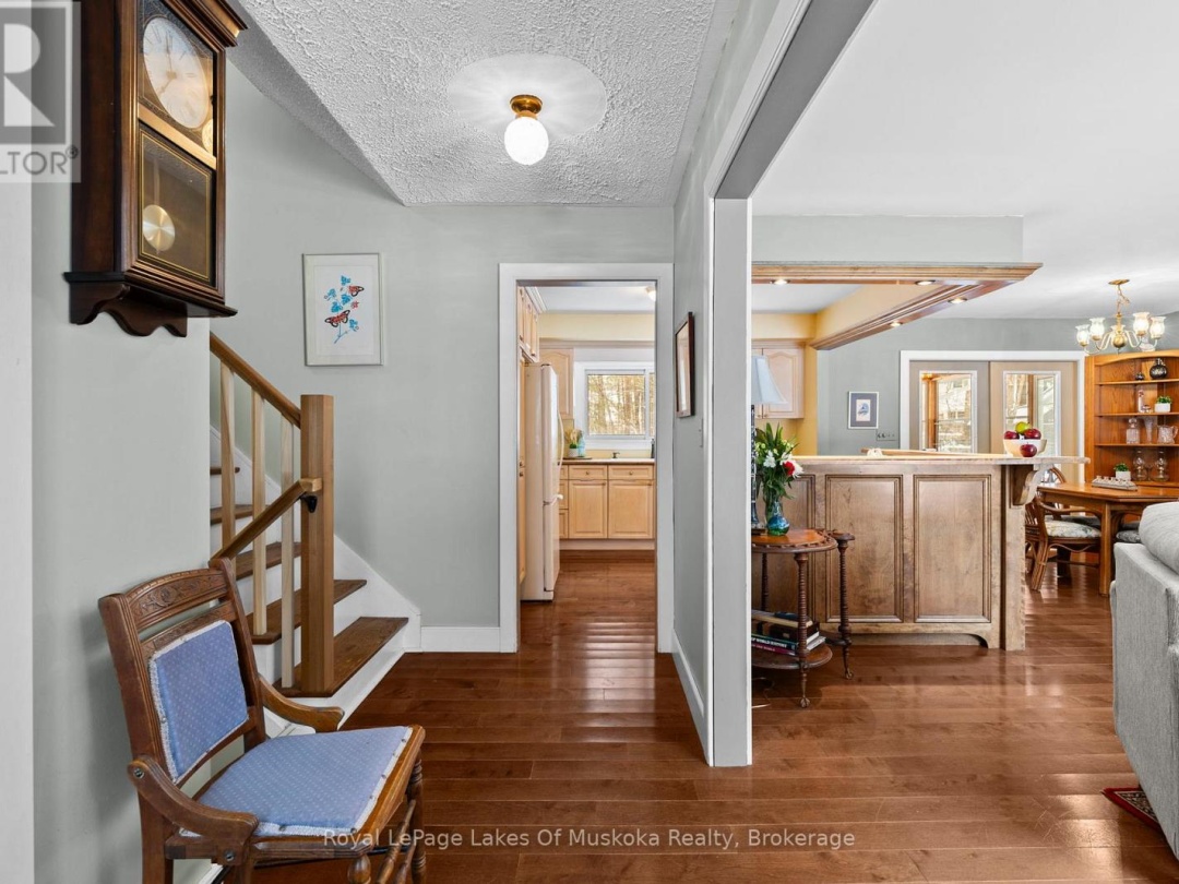 5 BROBST FOREST CRESCENT, 