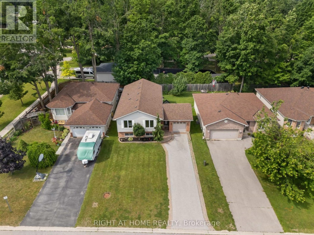 401 GRENVILLE AVENUE, 