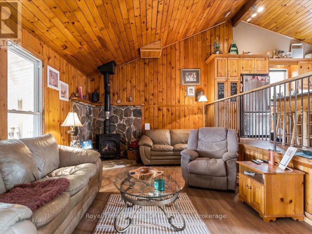 1272 Little Bob Lake Road, Little Bob Lake