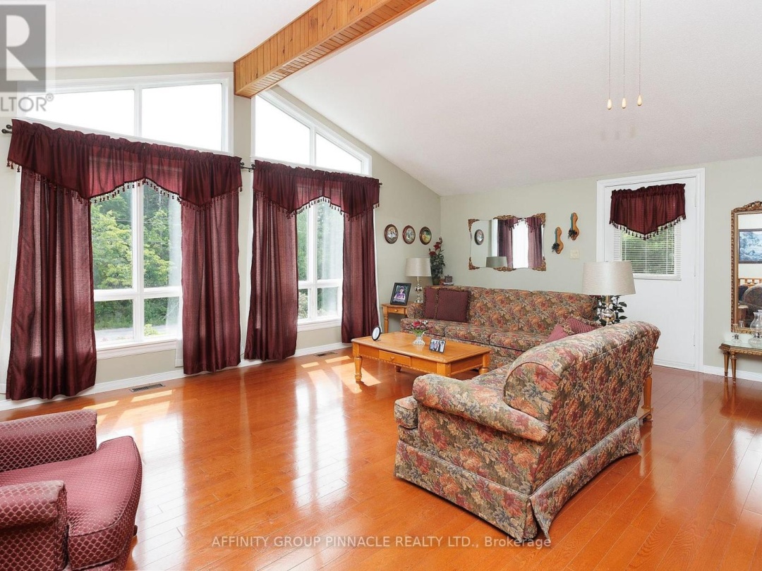 3 HEMLOCK STREET, 