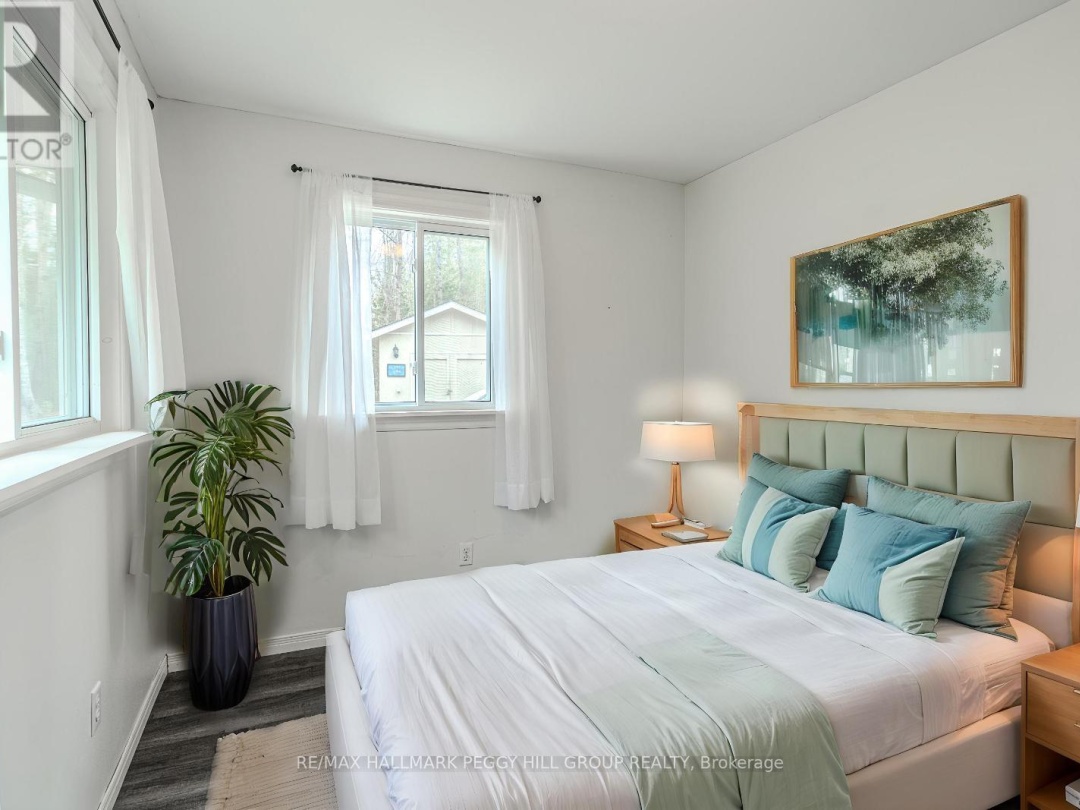 15 Duncan Drive, Trent-severn Waterway