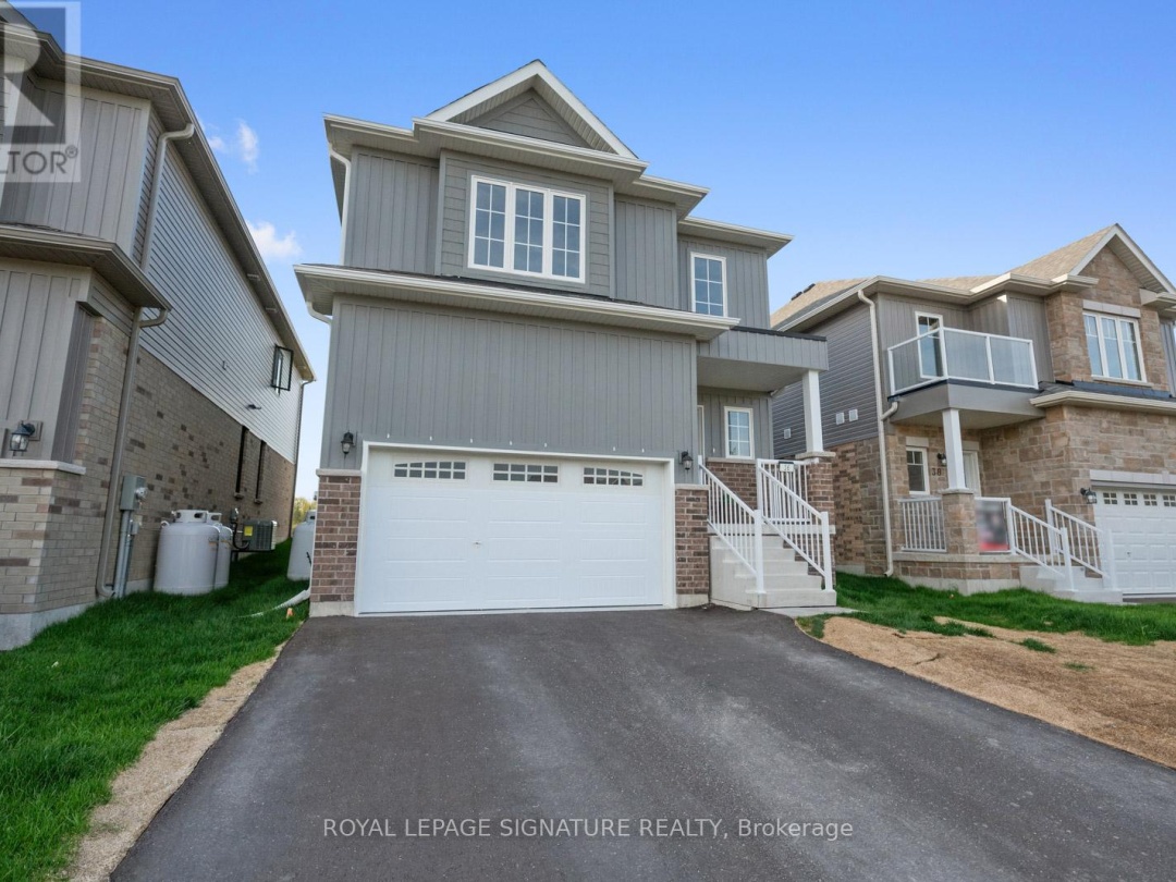 36 HILLCROFT WAY, 