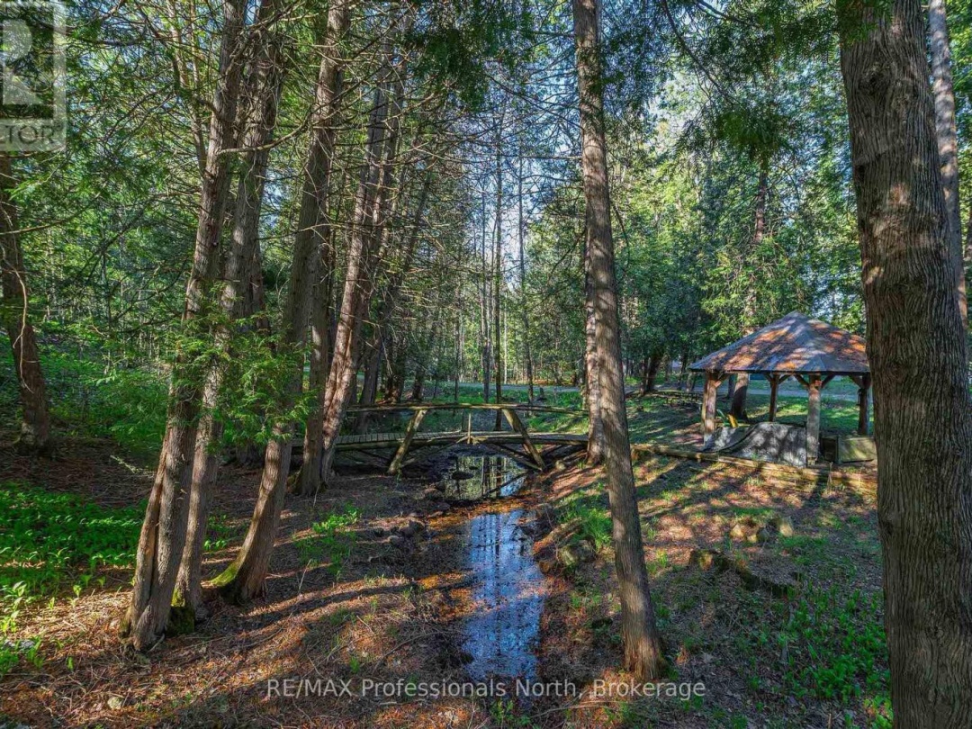1484 Bat Lake Road, Canning Lake