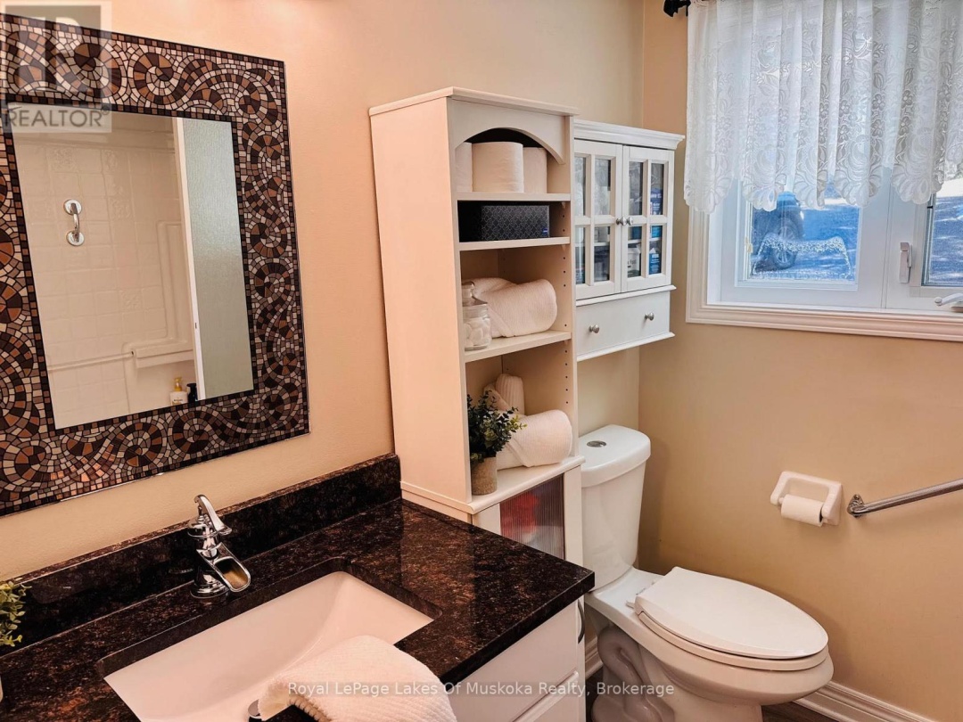 1019 Lakeshore Road N, Leech Lake