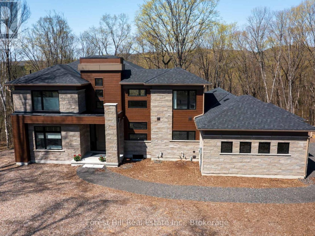 1002 Napier Court, Boyne Lake