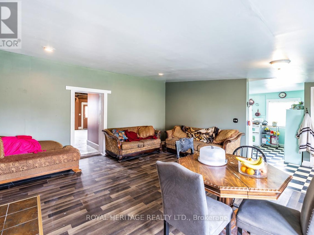 833 WOODVILLE ROAD, 