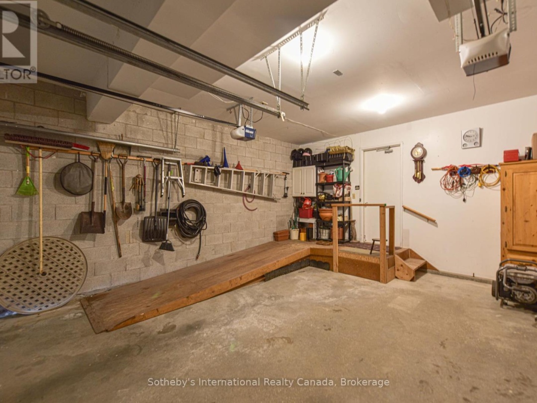 104 10 Museum Drive, Orillia