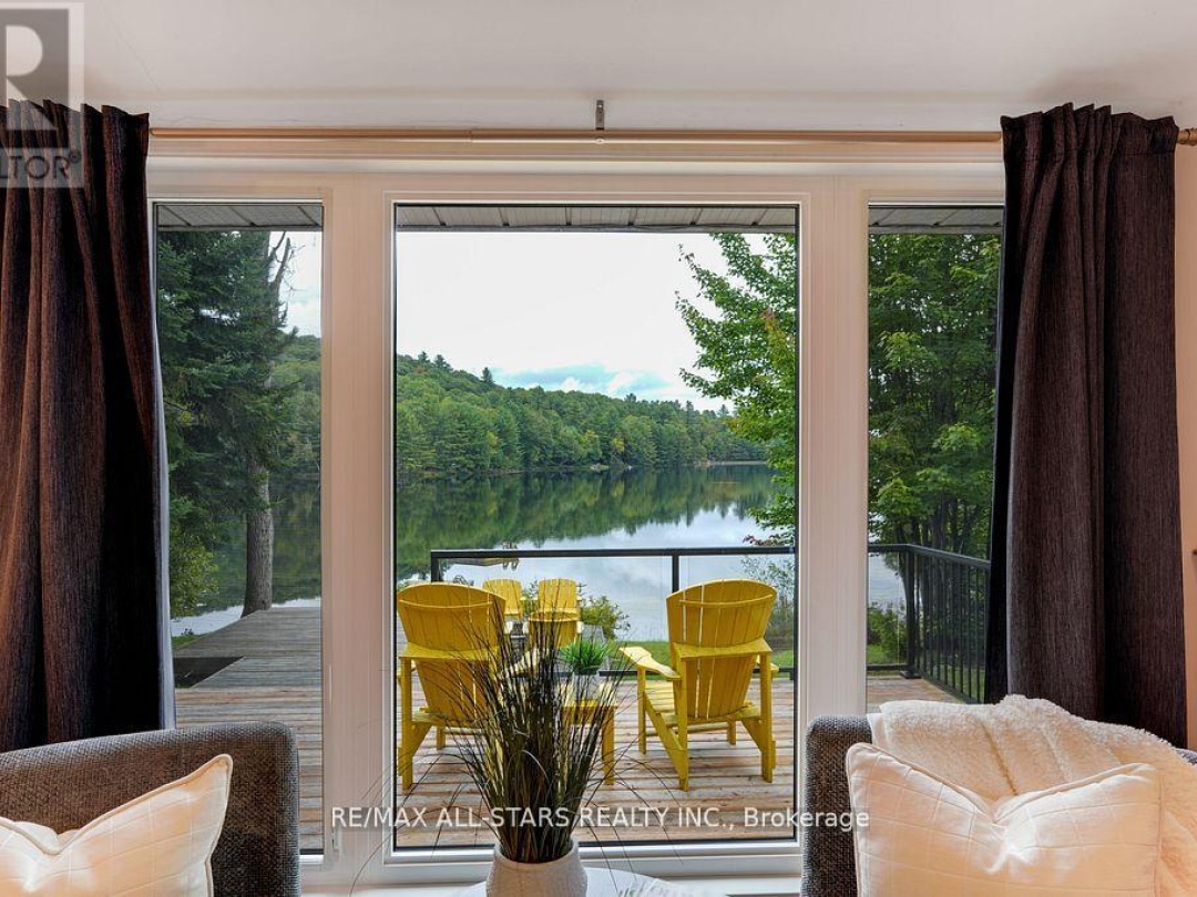 1086 Cameron Lane, Little Cameron Lake