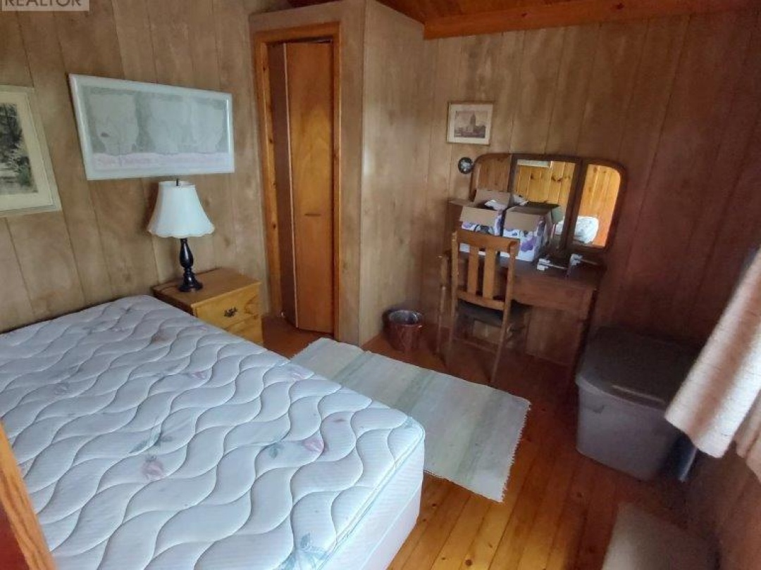2 2 1051 Wigwam Lodge Road, Kahshe Lake