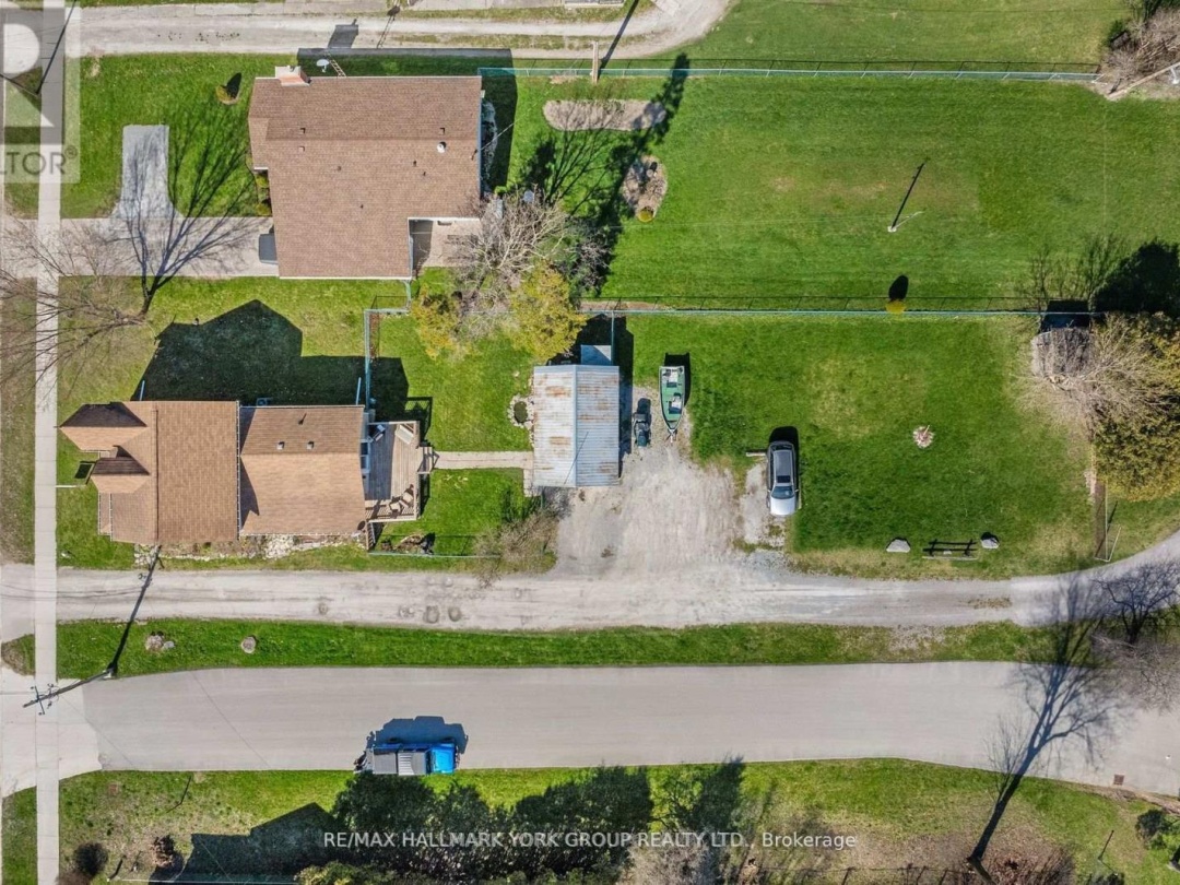 397 Mara Road, Lake Simcoe