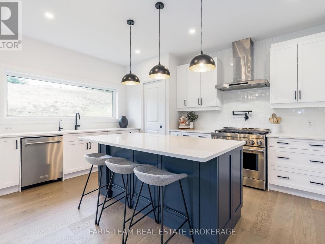 17 CLYDESDALE COURT, 