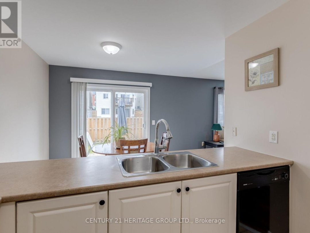64 - 800 WEST RIDGE BOULEVARD, 