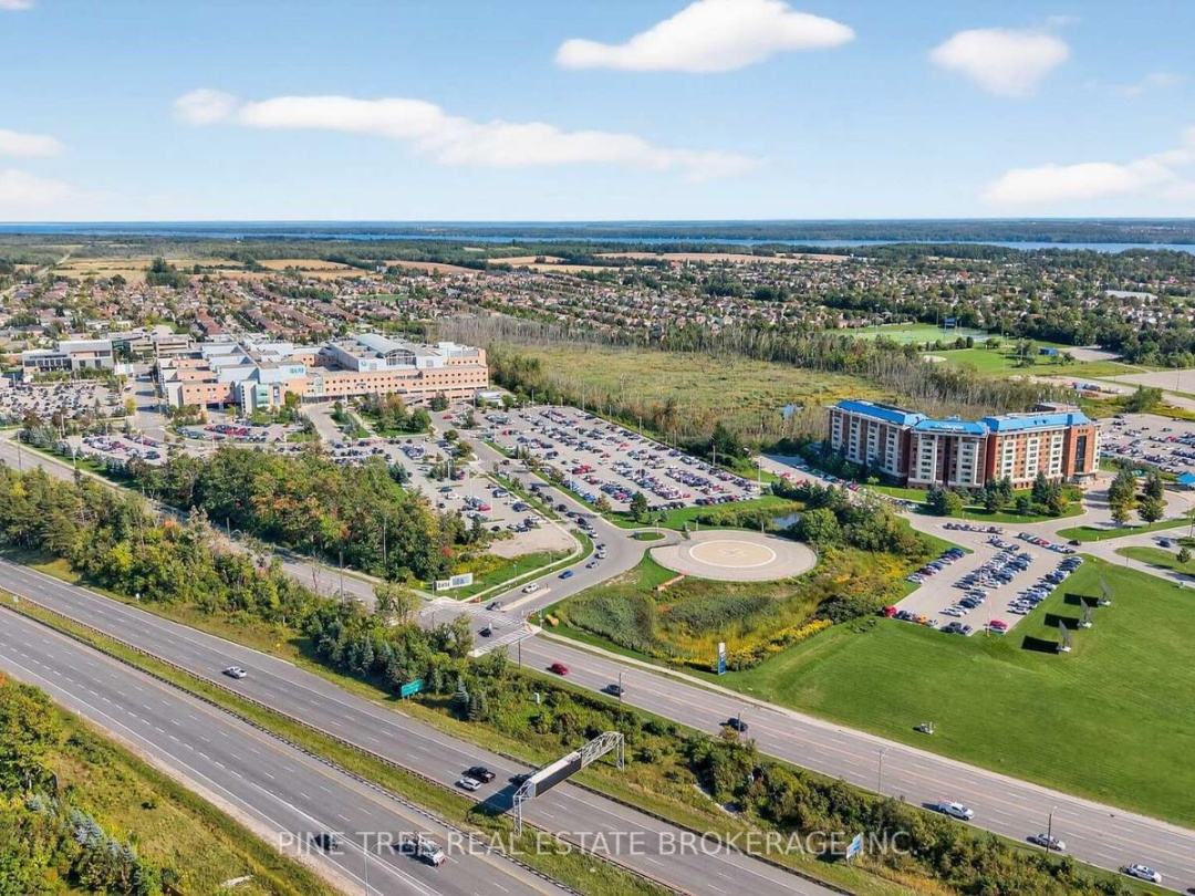 305 - 58 LAKESIDE TERRACE, 