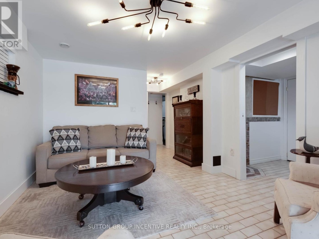 55 VANESSA DRIVE, 