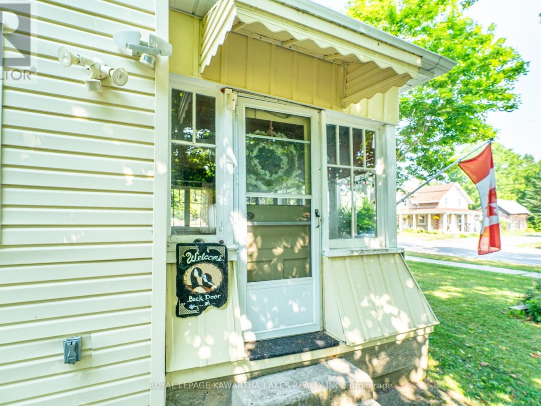 1028 LITTLE BRITAIN ROAD, 