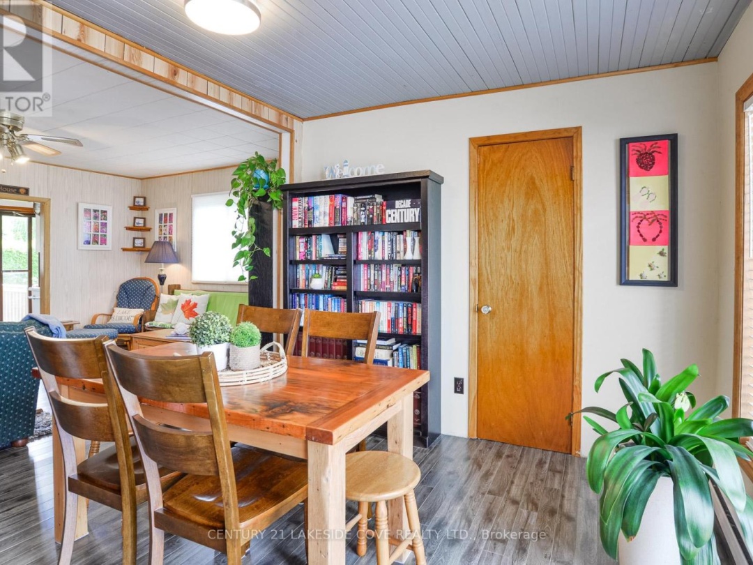 2730 Lone Birch Trail N, Lake Simcoe
