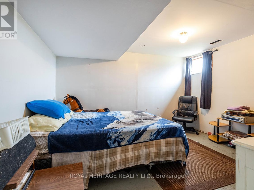 940 PORTAGE ROAD, Balsam Lake