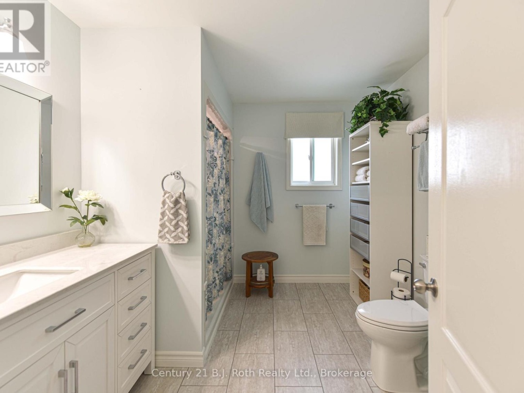 3196 Monarch Drive, Orillia