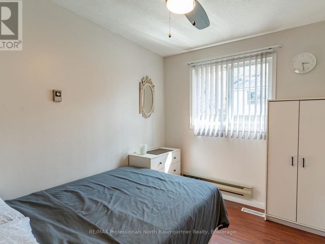1053 Mink Road, Long Lake