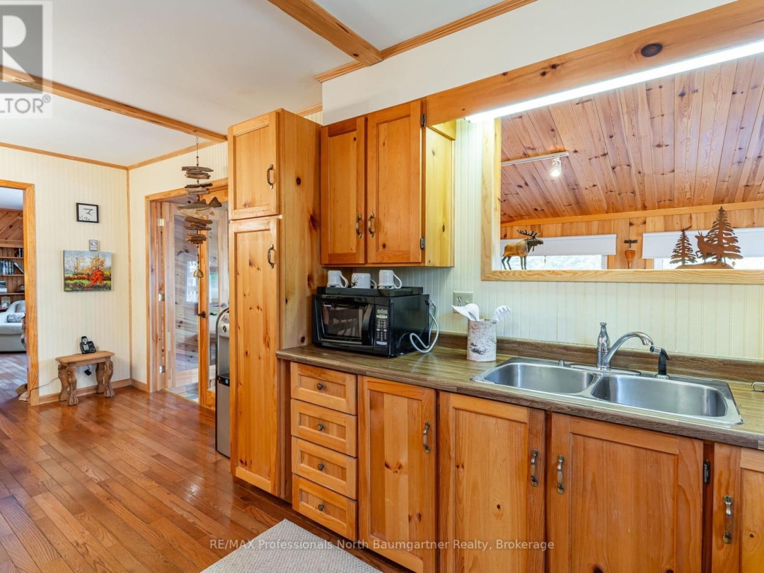 1117 Mink Road, Long Lake