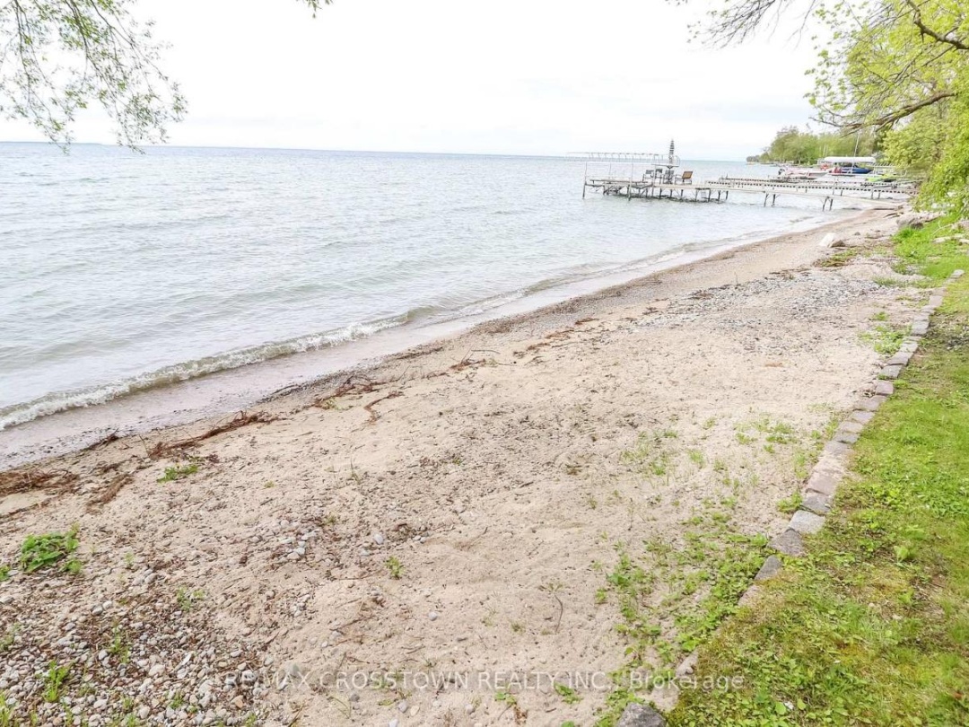 3822 Glenrest Drive, Lake Simcoe