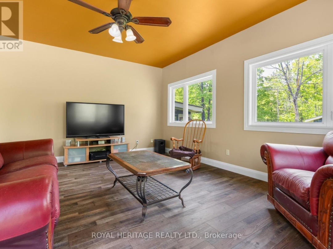 992 COUNTY ROAD 49, Trent Lakes