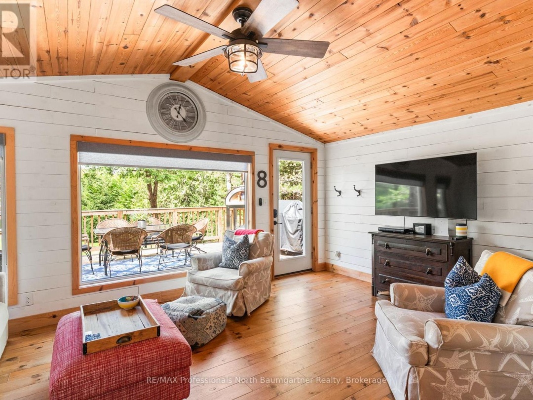 2129 Telephone Bay Road, Highlands East