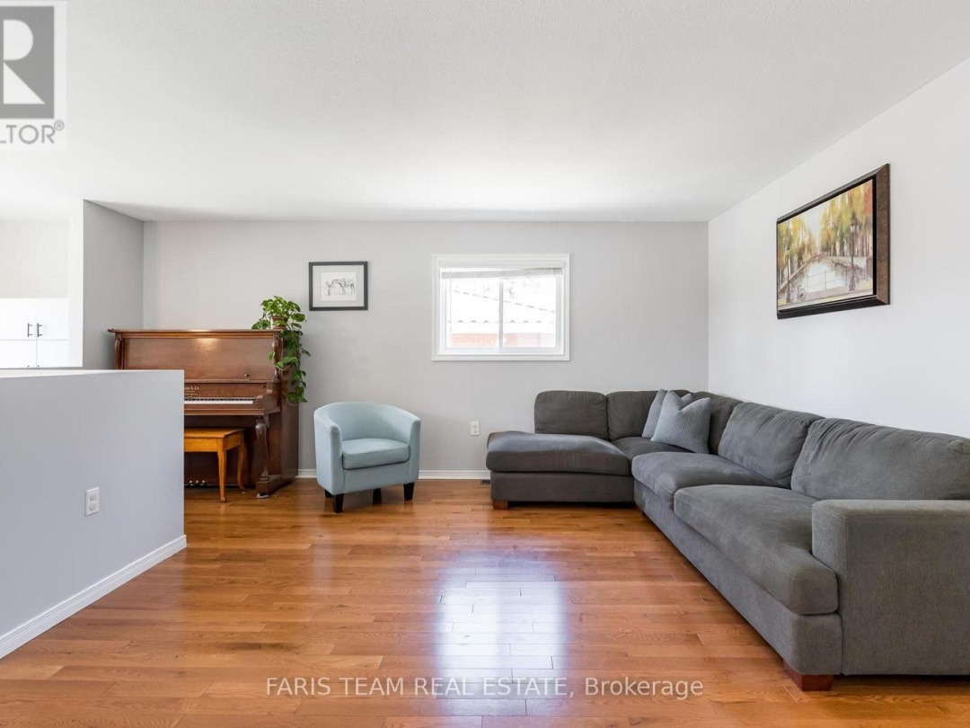 510 West Street S, Orillia