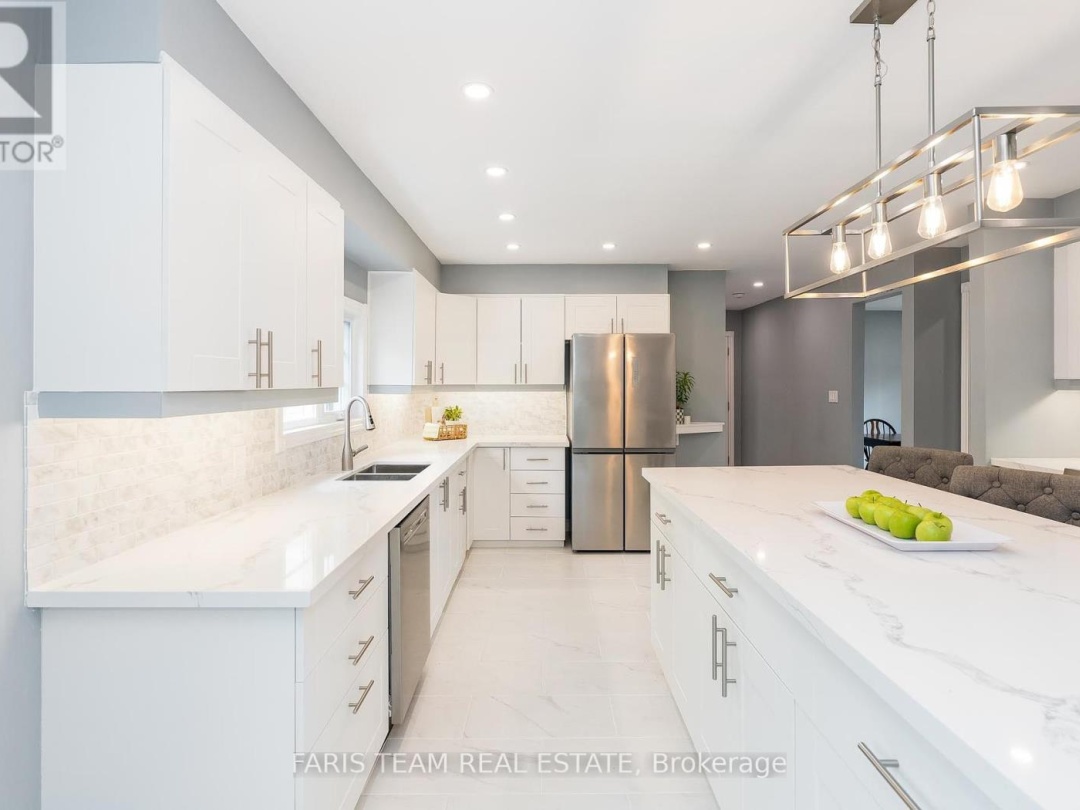 15 LANKIN AVENUE, 