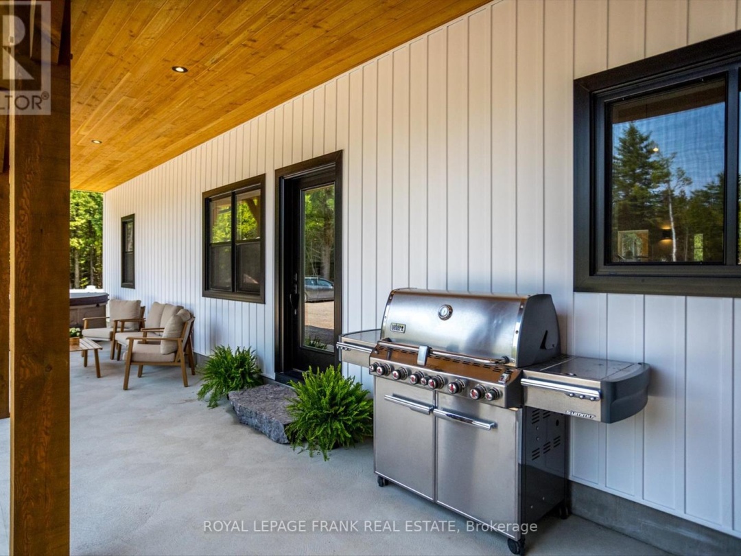 652 County Road 49, Trent Lakes