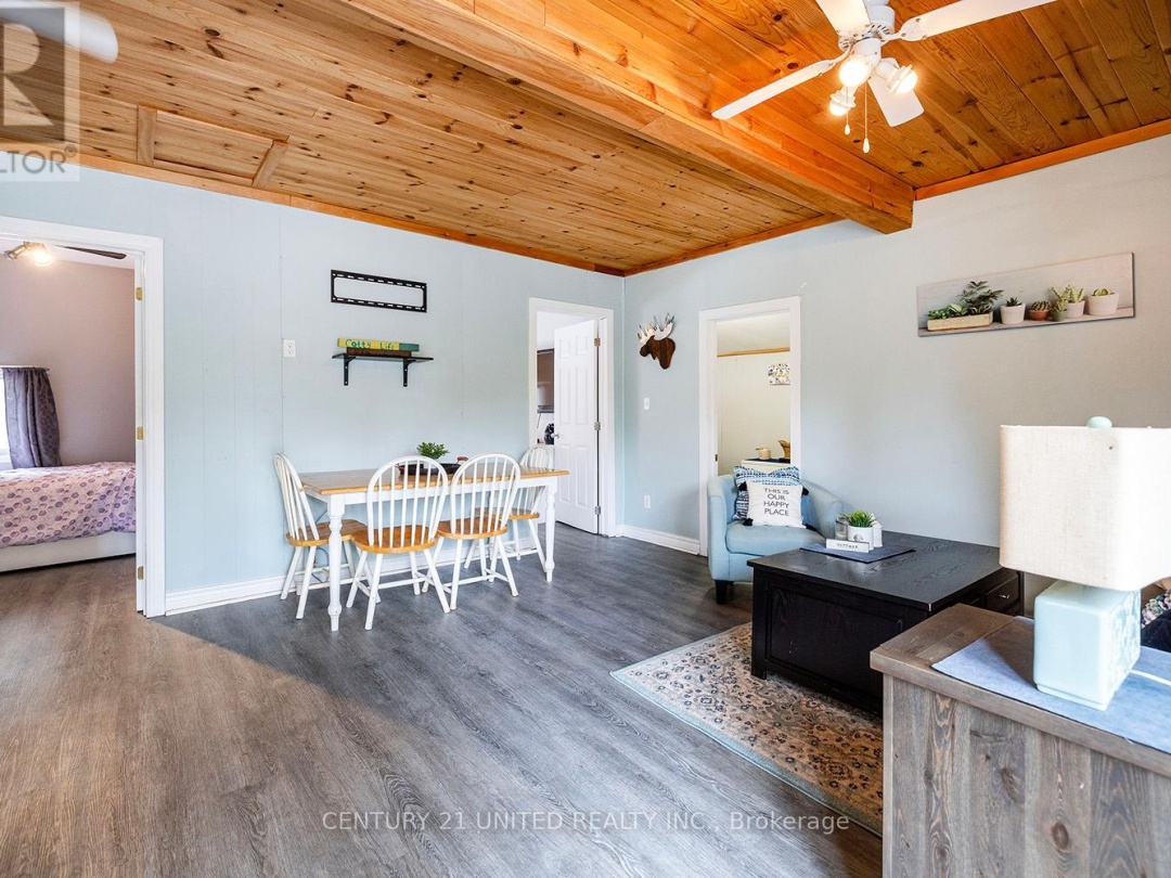 11085 Gull River, Gull Lake