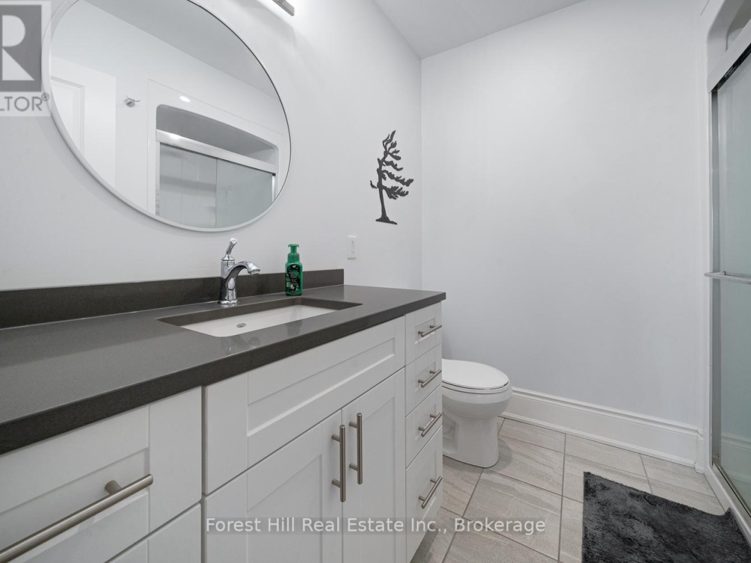204 11B Salt Dock Road, Parry Sound