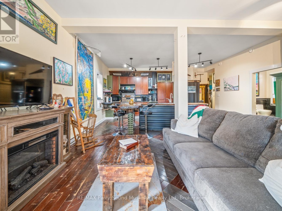 47 GIBSON STREET, Parry Sound