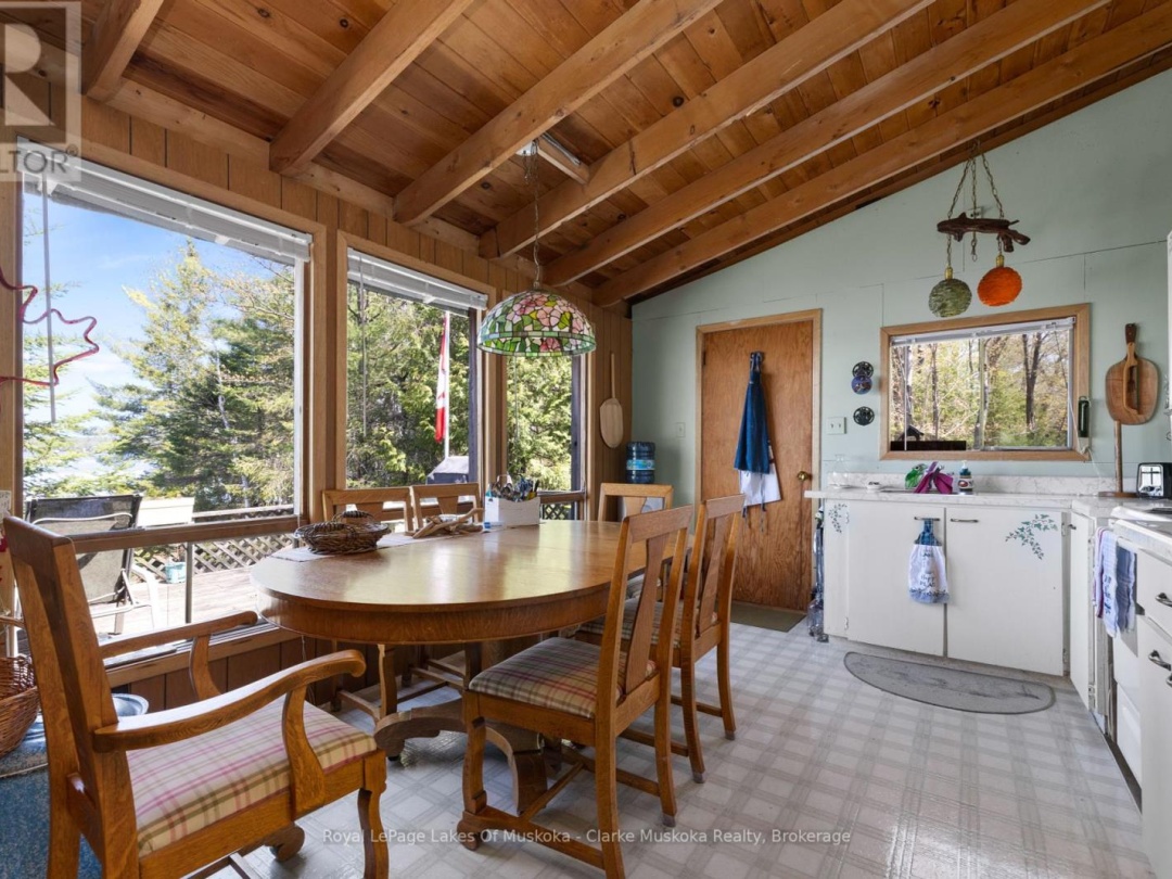 185 WOODLAND TRAIL, 