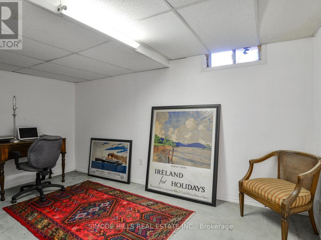 17 - 492 LACLIE STREET, 