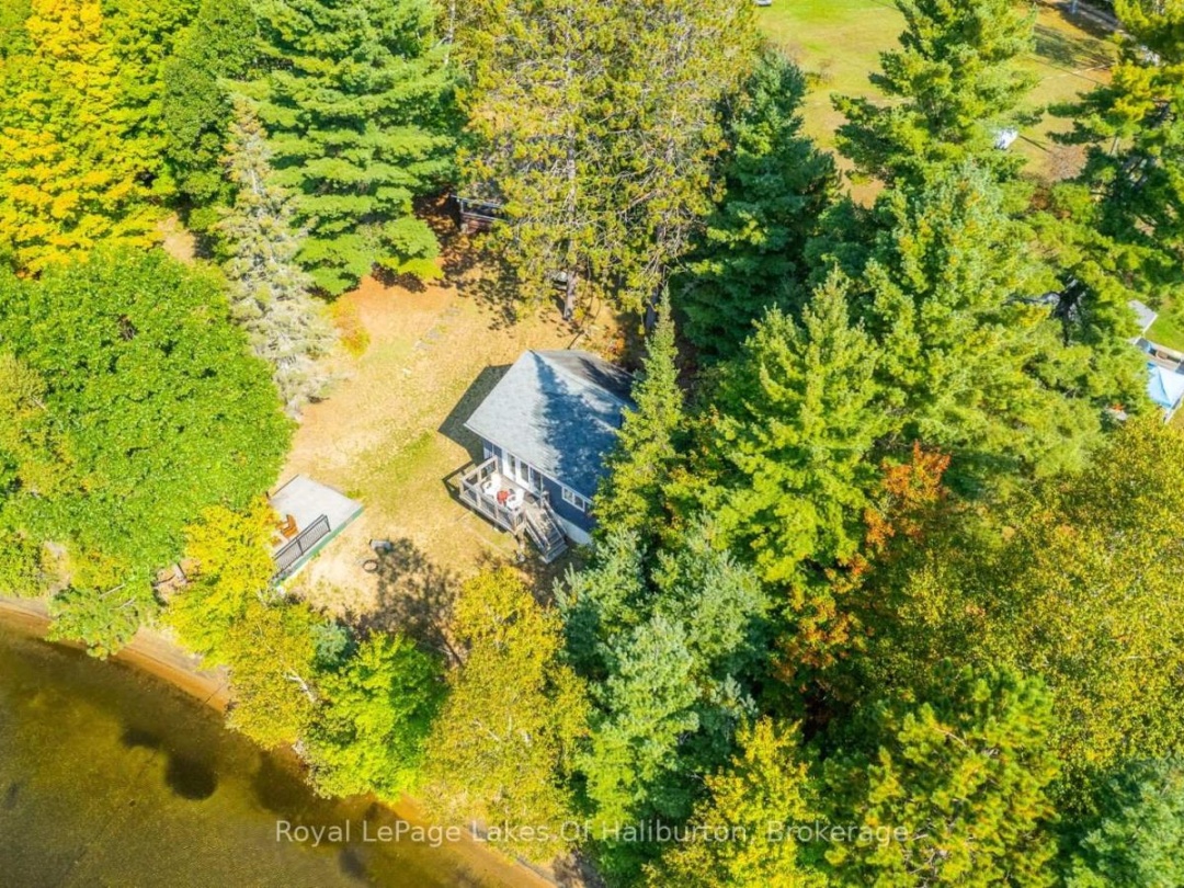 1070 Frank's Lane, Maple Lake