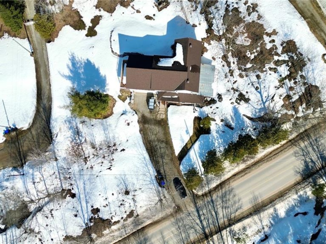 1894 Henrys Landing, Coldwater