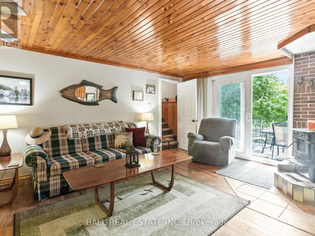 73 SUNSET COURT, Little Bald Lake